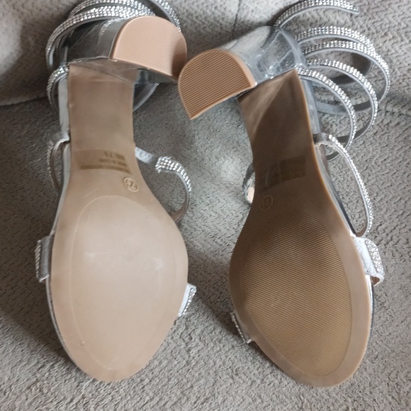 Wild Diva Lounge Spiral Ankle Strap Platform Heels Size 7.5 - Picture 6 of 7